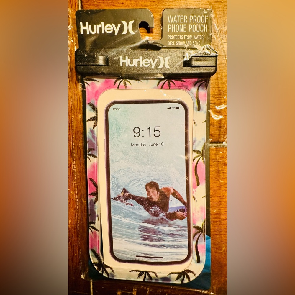 NWT phone protection pouch. iPhone or android